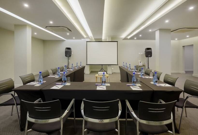 בית מלון כפרי Regency Apartment