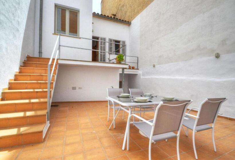 Amilcar House By Slow Villas