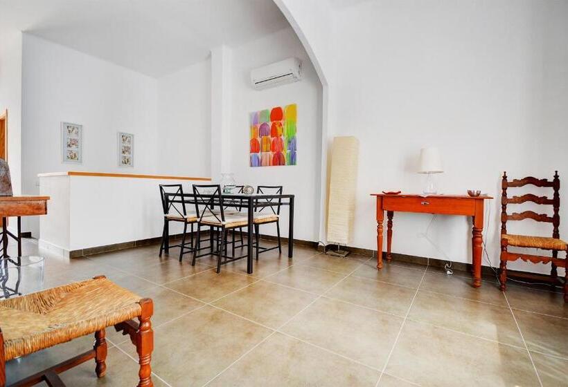 Amilcar House By Slow Villas