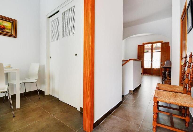 Amilcar House By Slow Villas