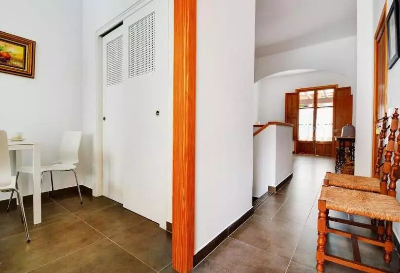 Amilcar House By Slow Villas