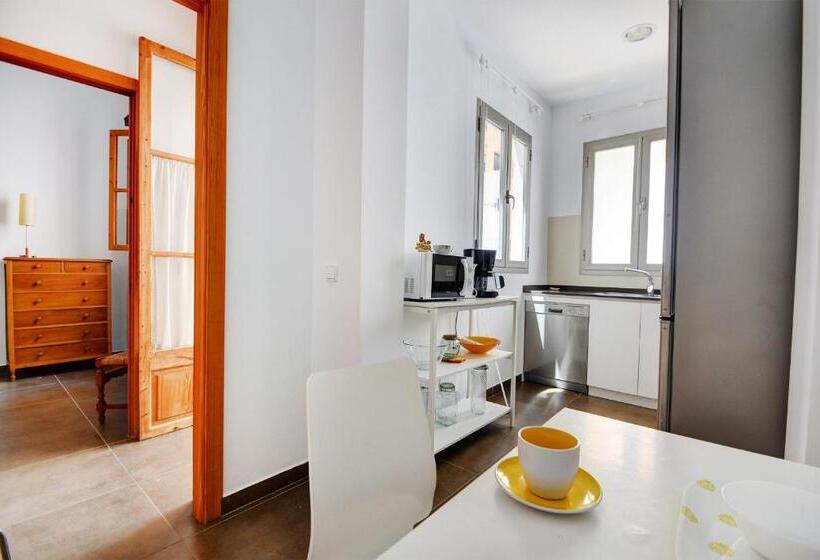 Amilcar House By Slow Villas