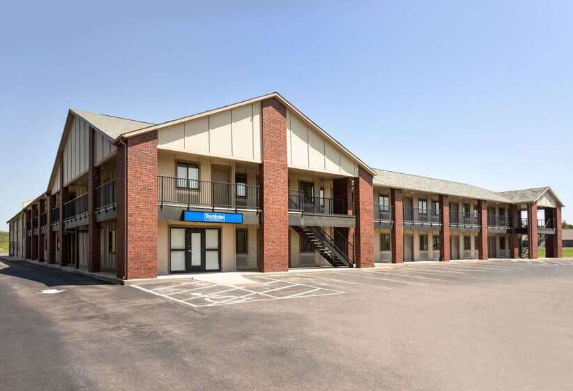 ホテル Travelodge By Wyndham Wellington Ks