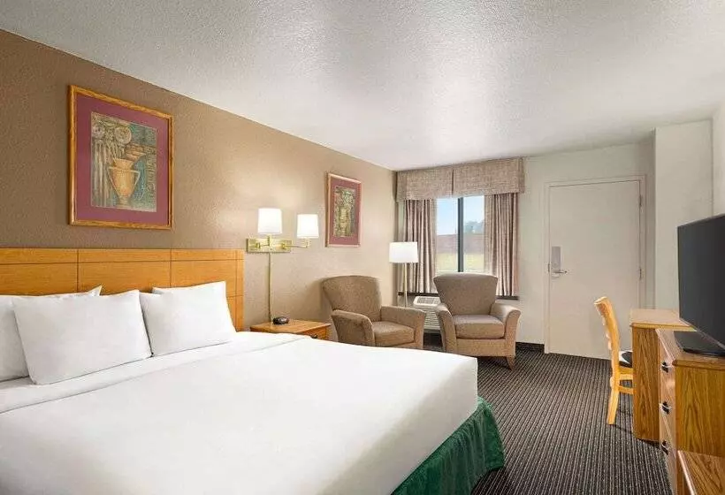 ホテル Travelodge By Wyndham Wellington Ks