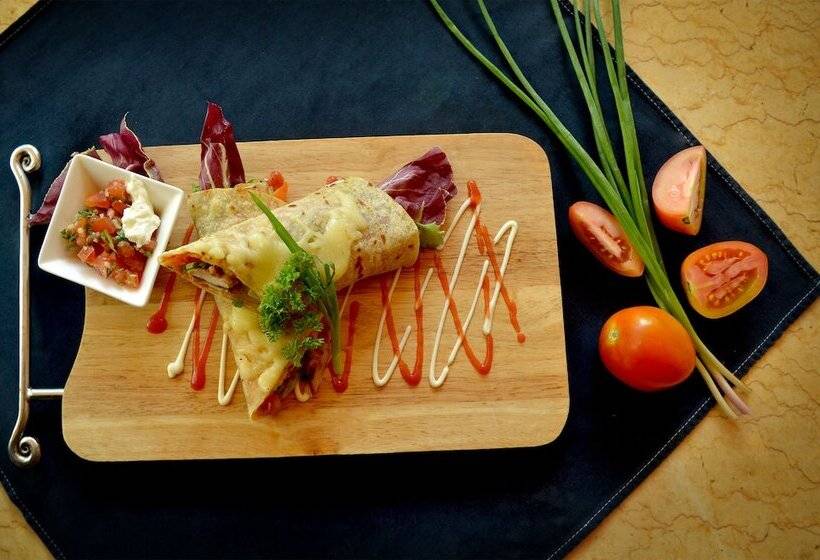 Hotel Away Bali Legian Camakila Resort