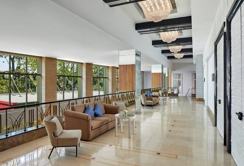 בית מלון כפרי Courtyard By Marriott Bandung Dago