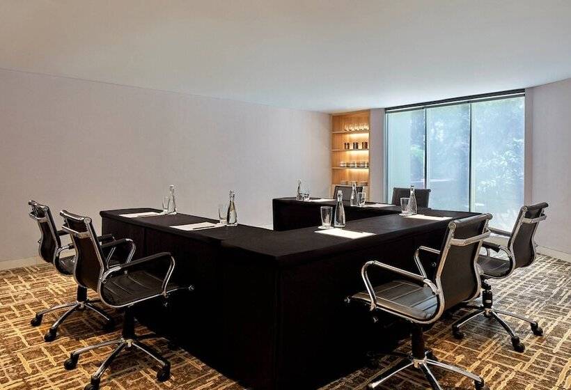 בית מלון כפרי Courtyard By Marriott Bandung Dago