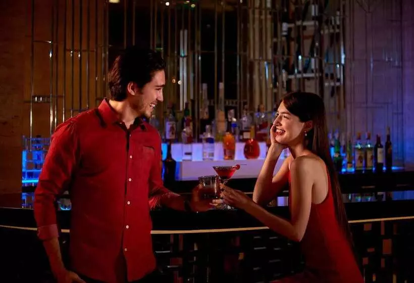 فندق Courtyard By Marriott Bandung Dago