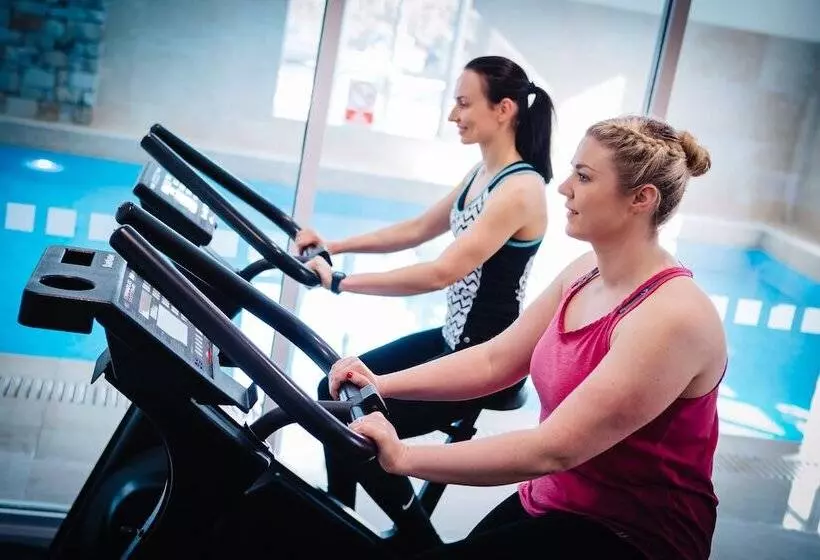 Galway Bay Hotel Conference & Leisure Centre