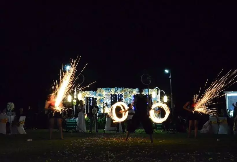 هتل Merumatta Senggigi Lombok