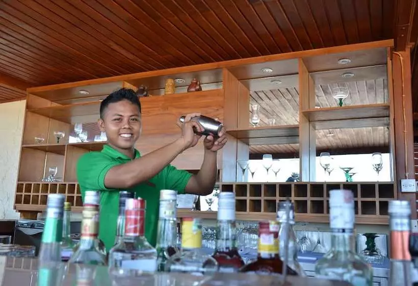 هتل Merumatta Senggigi Lombok