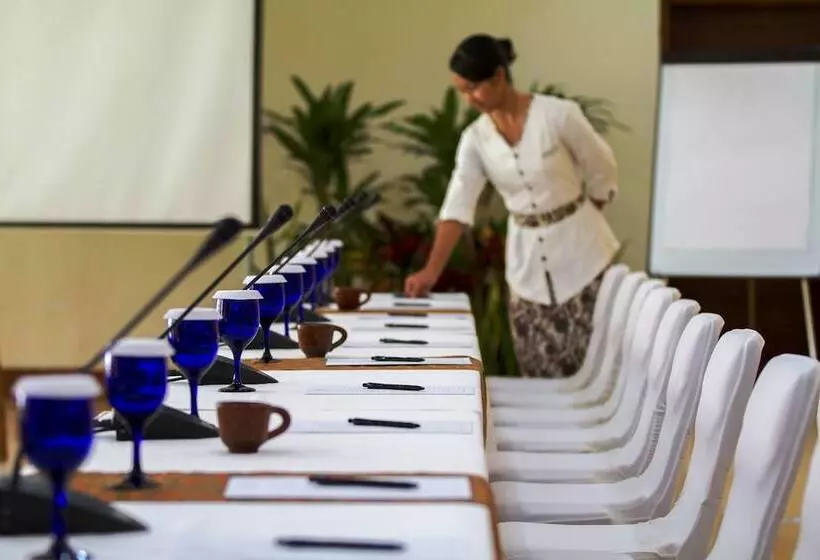 هتل Merumatta Senggigi Lombok