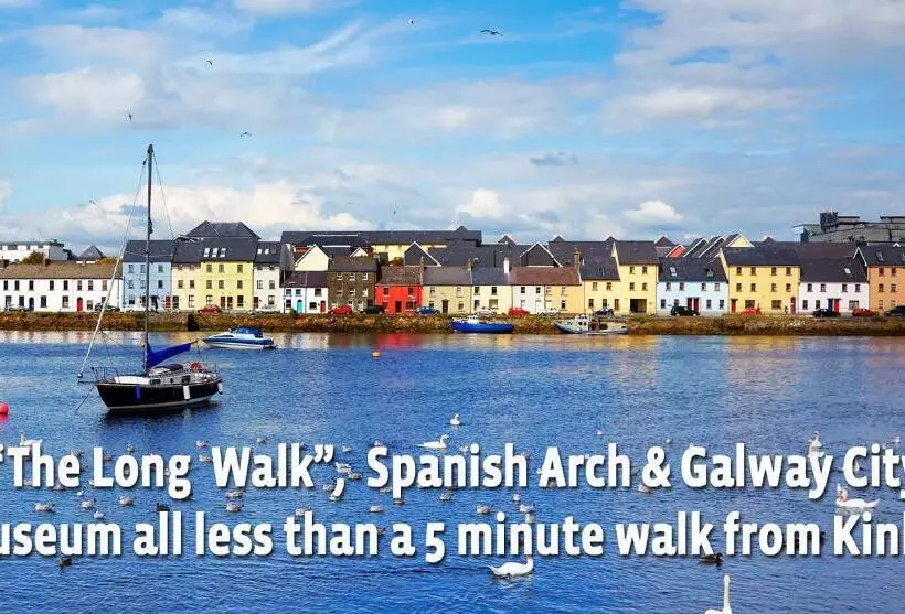 호텔 Kinlay Hostel Eyre Square