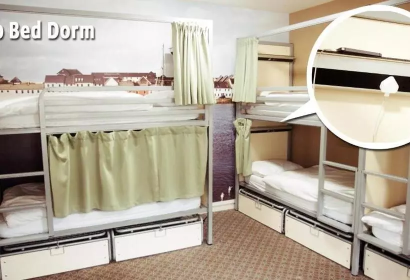 호텔 Kinlay Hostel Eyre Square