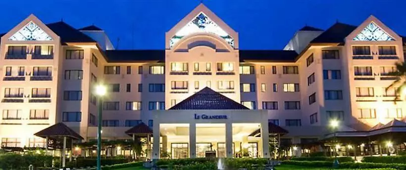 酒店 Le Grandeur Balikpapan
