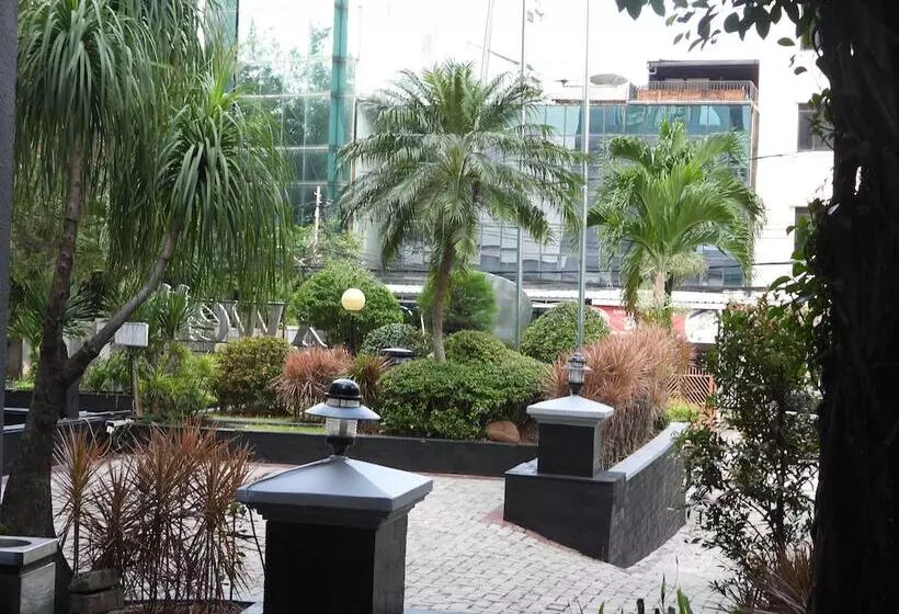 Maxwell Hotel Jakarta