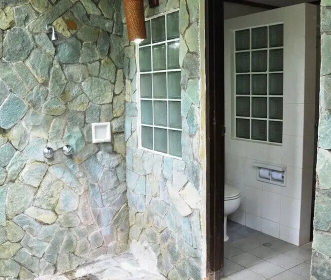 هتل Merumatta Senggigi Lombok