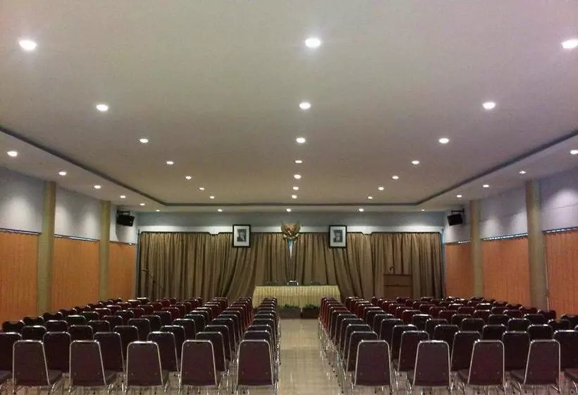 هتل Patra Jasa Parapat