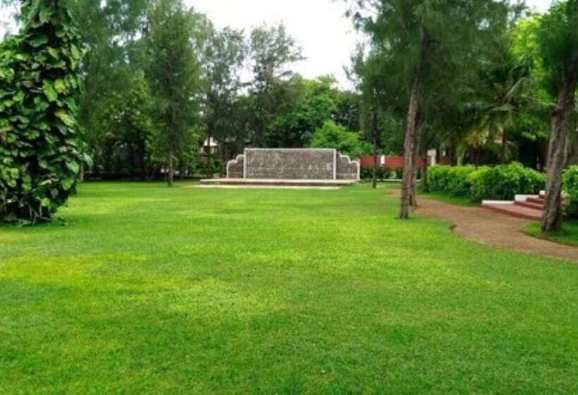 בית מלון כפרי Taj Fisherman’s Cove Resort & Spa, Chennai