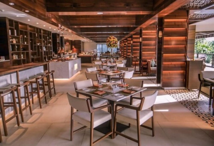 בית מלון כפרי Taj Fisherman’s Cove Resort & Spa, Chennai