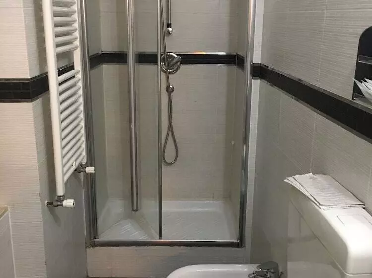 Szálloda New Alexander