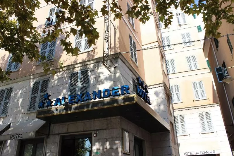 Szálloda New Alexander