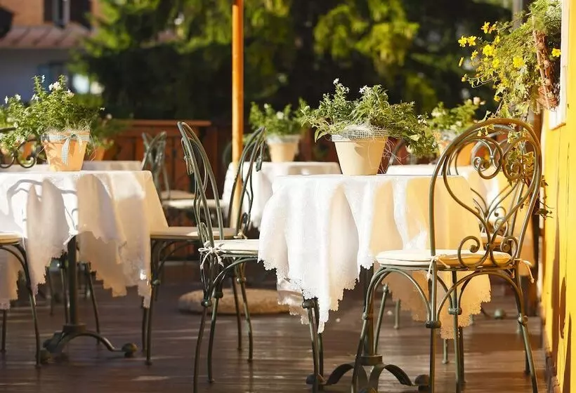 ホテル Ambra Cortina Luxury&fashion