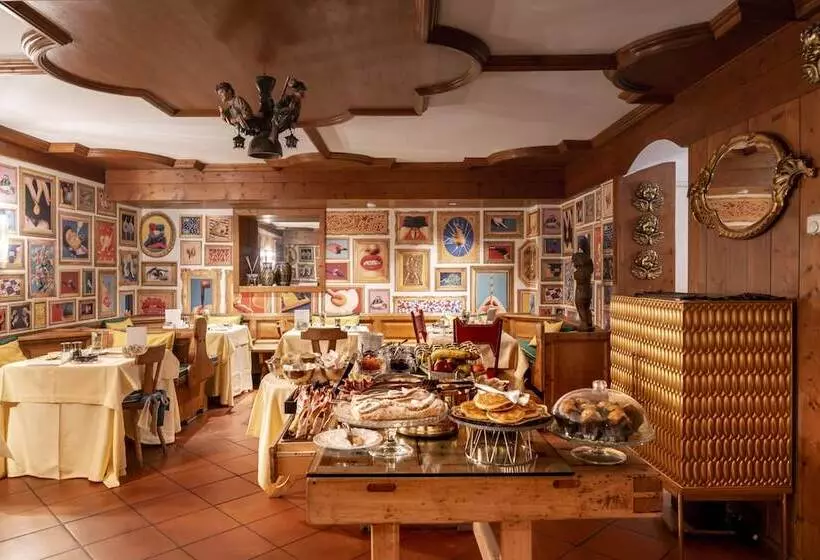 ホテル Ambra Cortina Luxury&fashion