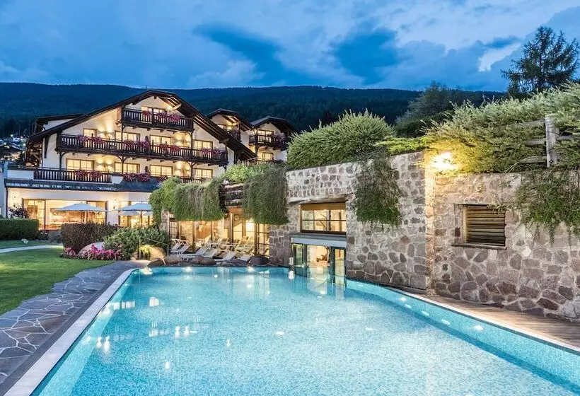 ホテル Angelo Engel