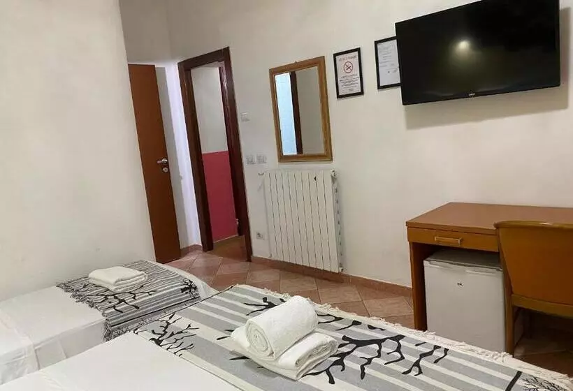 בית מלון כפרי Aquarium Termini