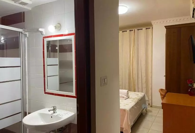 בית מלון כפרי Aquarium Termini