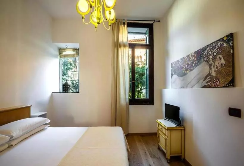 ホテル Atlanta Augustus