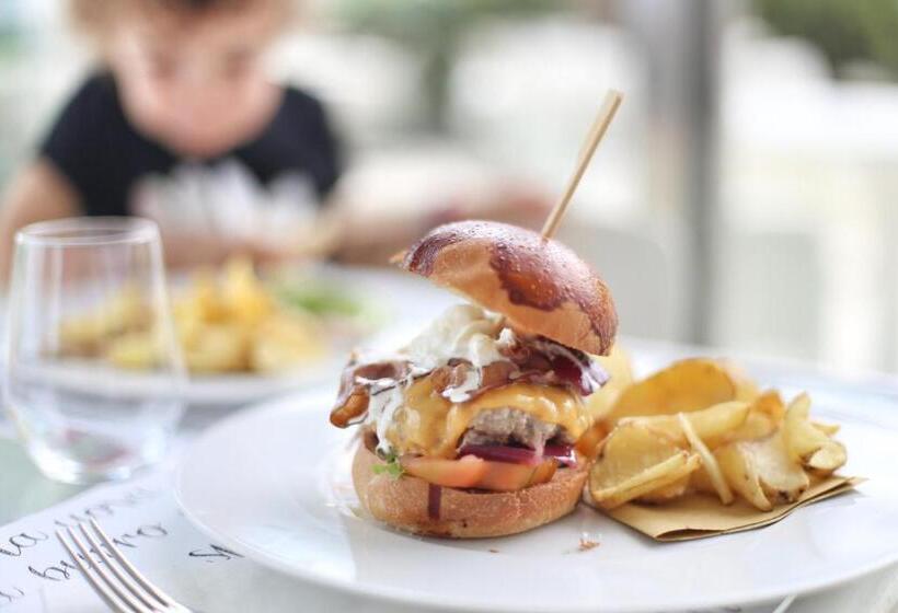 فندق Caravelle Thalasso & Wellness