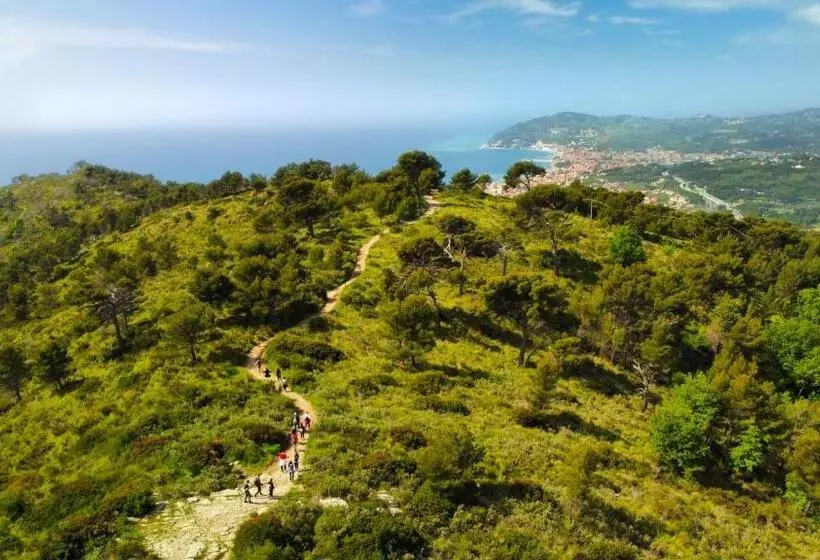 Отель Caravelle Thalasso & Wellness