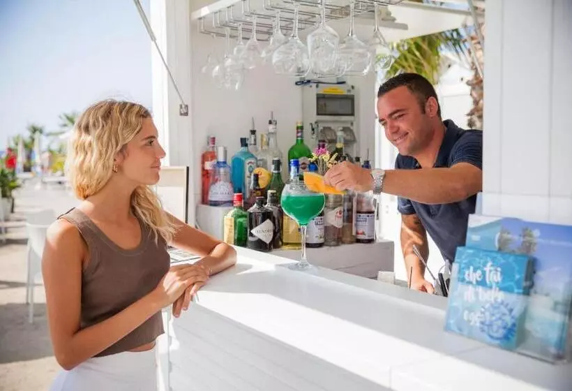 Отель Caravelle Thalasso & Wellness