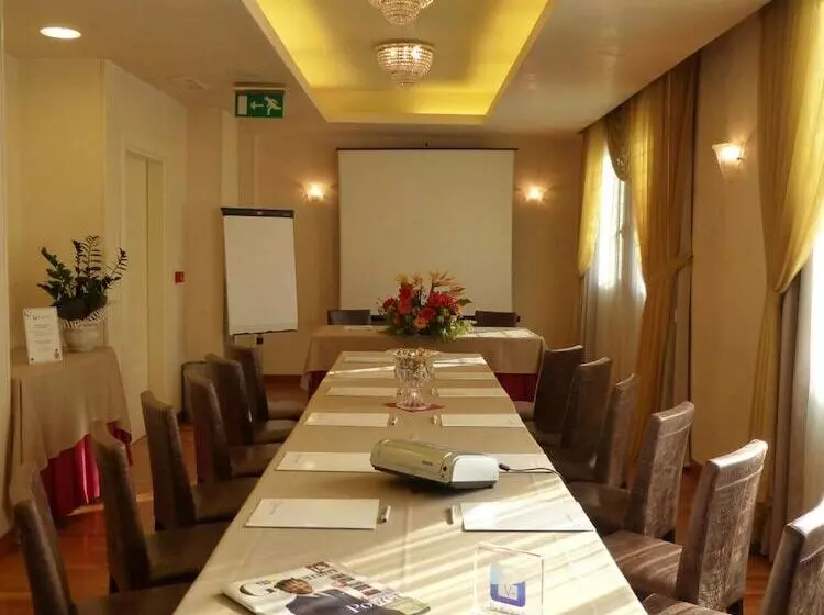 Ih Hotels Padova Admiral