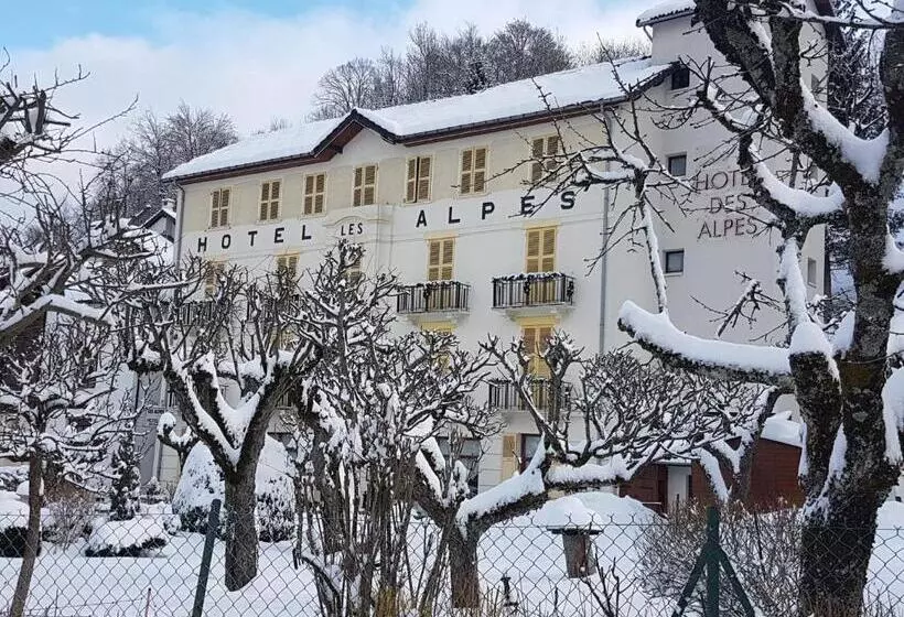 ホテル Des Alpes