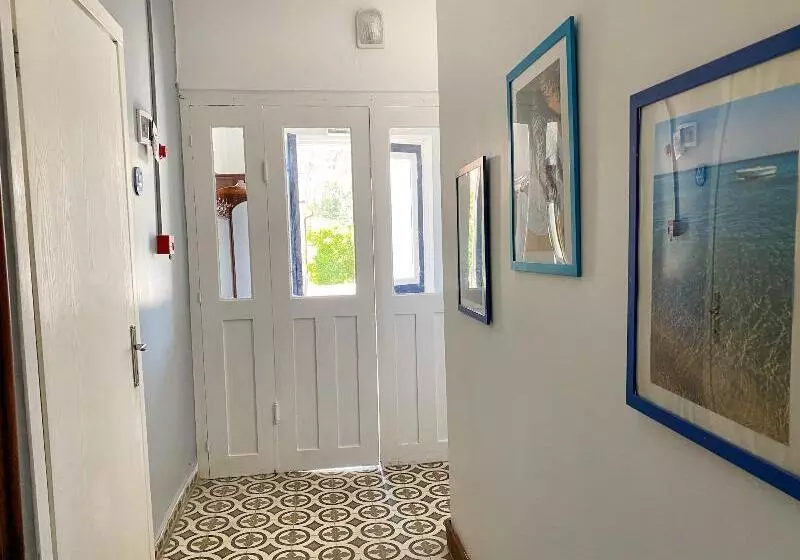 Lacivert