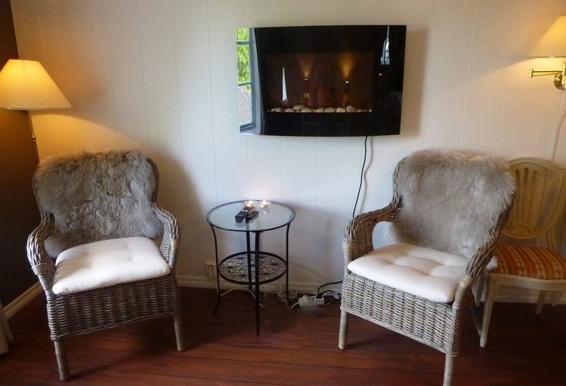 فندق Fjordslottet L