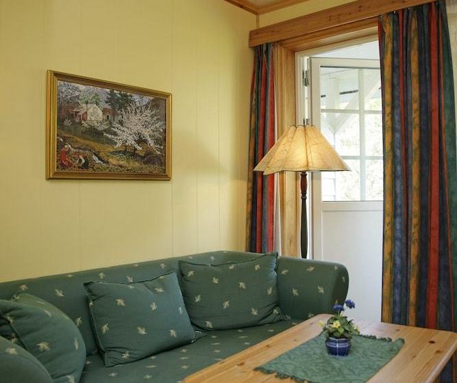 فندق Fjordslottet L