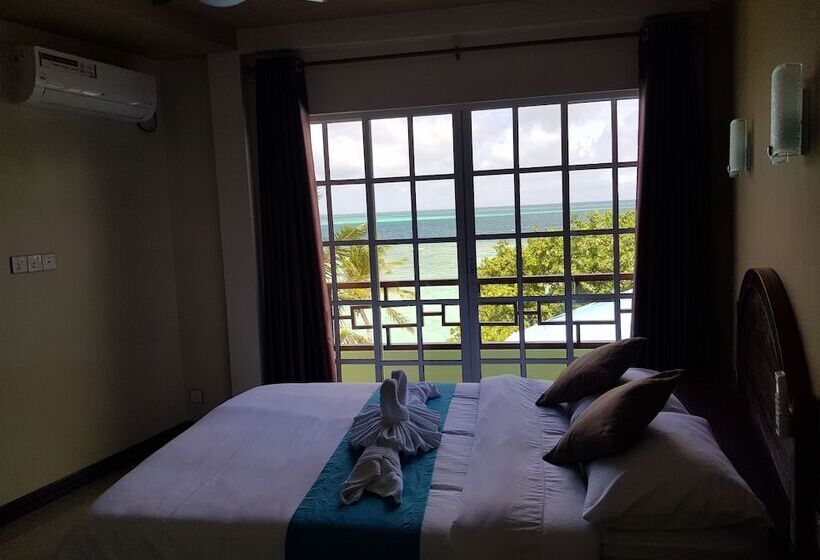 پانسیون Hibiscus Holidays