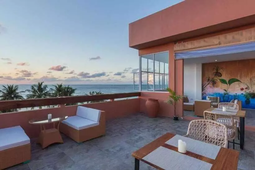 پانسیون Velana Beach Hotel Maldives