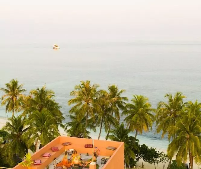 پانسیون Velana Beach Hotel Maldives