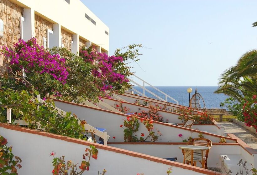 Отель Guitgia Tommasino