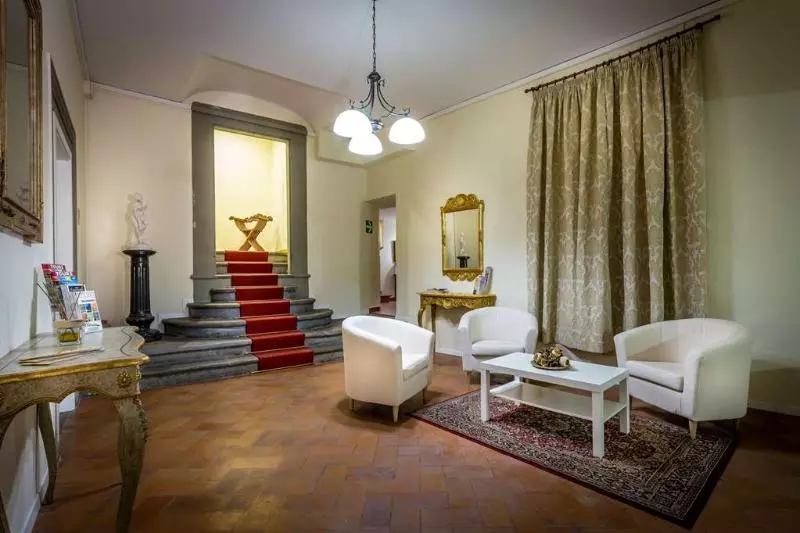 هتل La Scaletta Al Ponte Vecchio