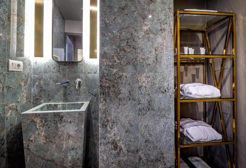 هتل La Scaletta Al Ponte Vecchio