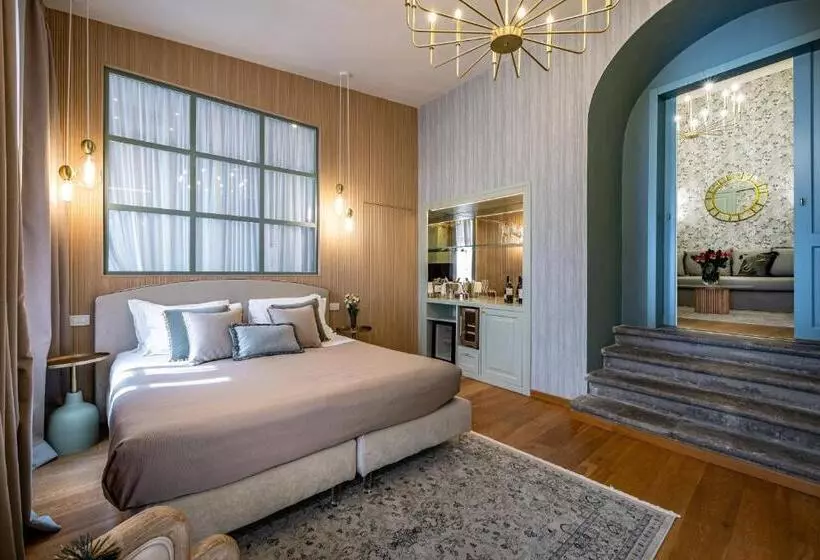 هتل La Scaletta Al Ponte Vecchio