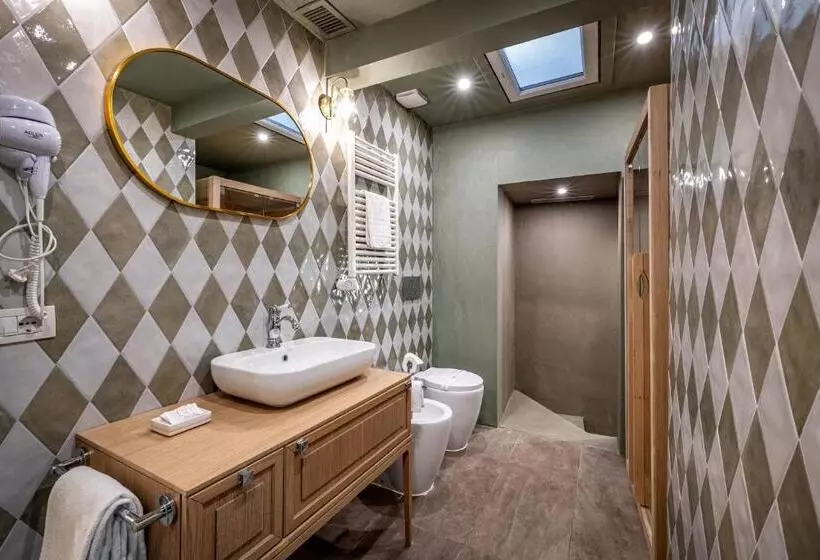 هتل La Scaletta Al Ponte Vecchio