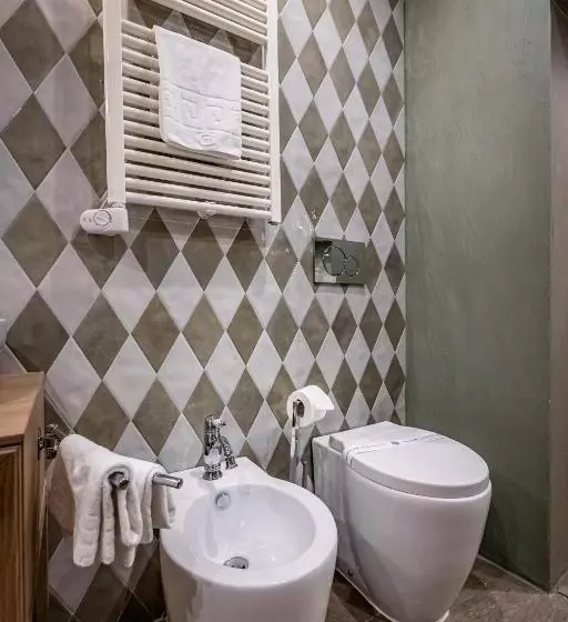 هتل La Scaletta Al Ponte Vecchio