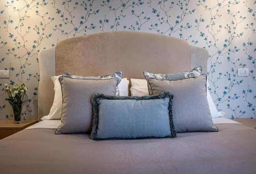 هتل La Scaletta Al Ponte Vecchio